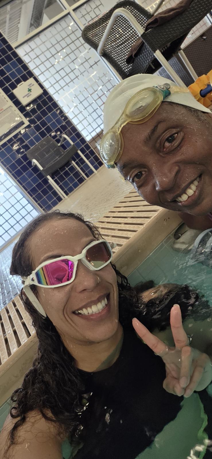 Keshia and Kathryn, a poolside selfie
